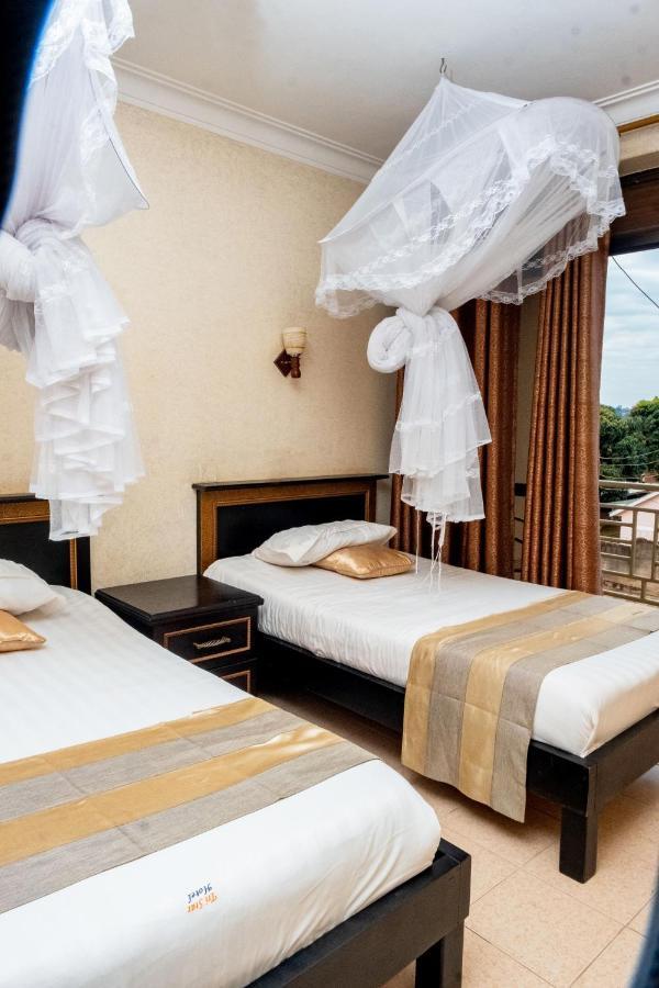 Tristar Hotel Kampala Exterior photo