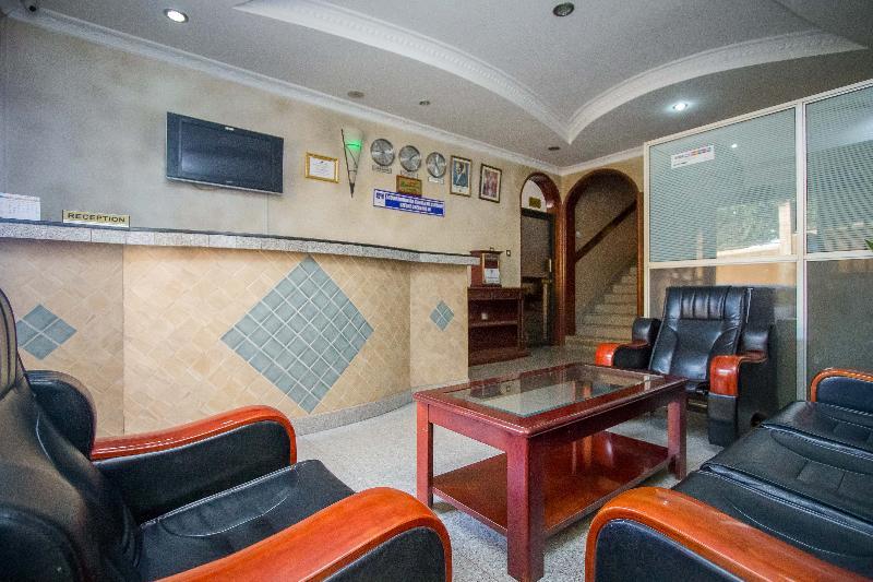 Tristar Hotel Kampala Exterior photo