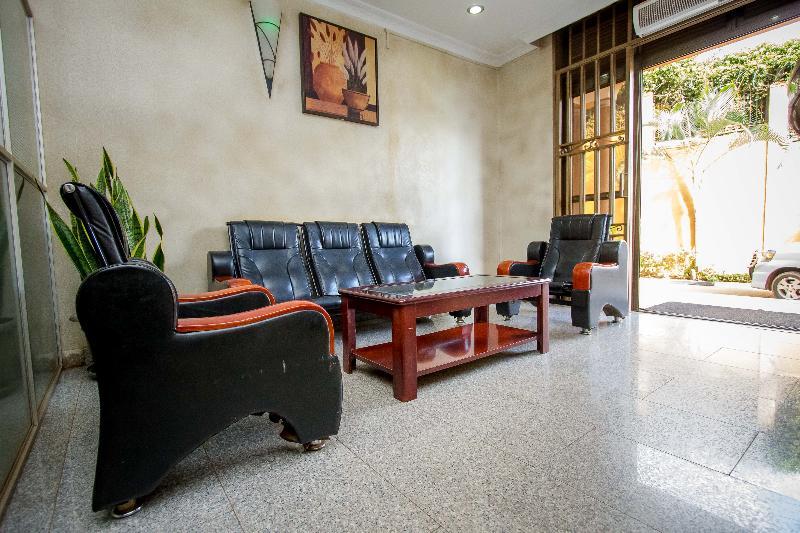 Tristar Hotel Kampala Exterior photo